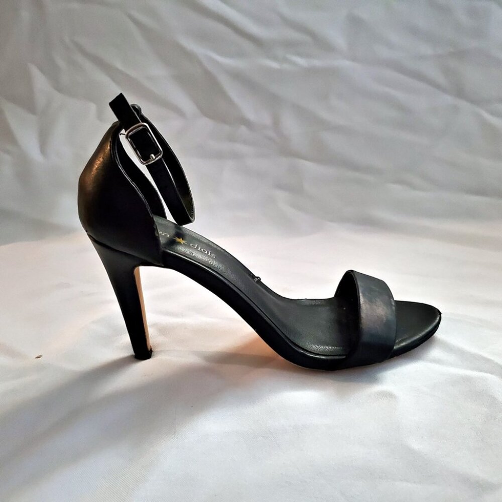 SEVEN DIALS Black Strappy Heels Sandals Sz 8 EUC